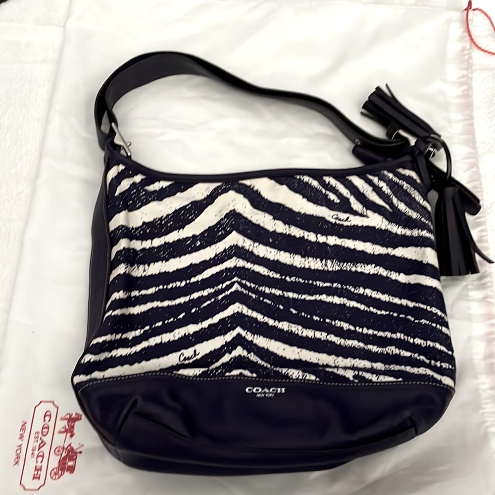 PRE💜 AUTHENTIC Unique, Dark Purple Zebra Coach handbag! Excellent condition.